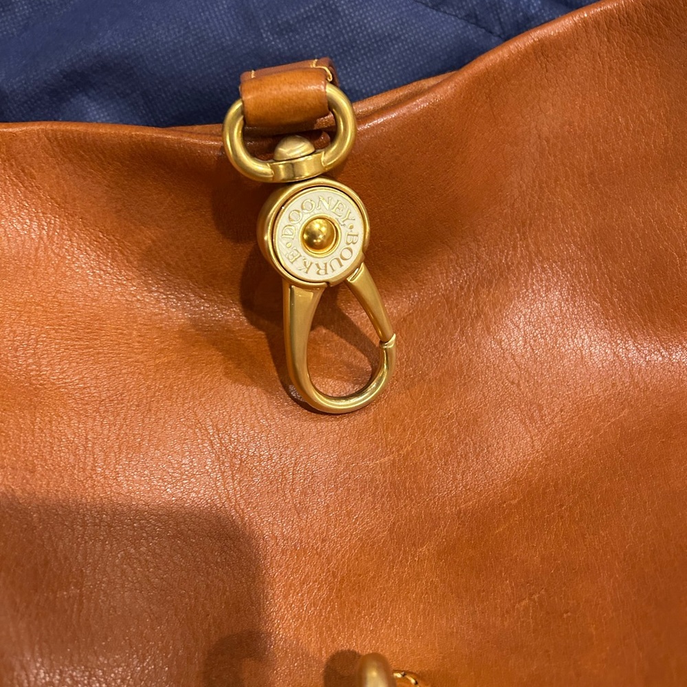 Dooney & Bourke Florentine small logo lock - Picture 2 of 6